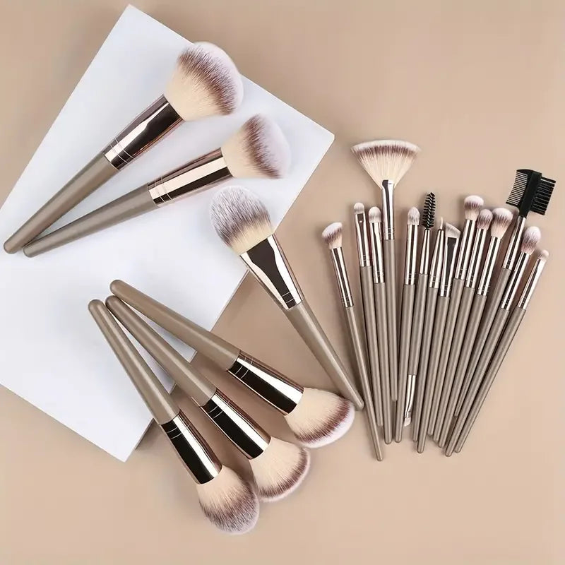 Kit de Brochas de Maquillaje Suaves de 3 a 20 Piezas para Rostro y Ojos con Brocha Kabuki