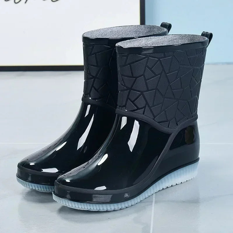 Zapatos de lluvia de las mujeres de la alta calidad de la moda Zapatos de lluvia de las mujeres nuevas zapatos impermeables antideslizantes resistentes al desgaste de las mujeres Botas Mujer