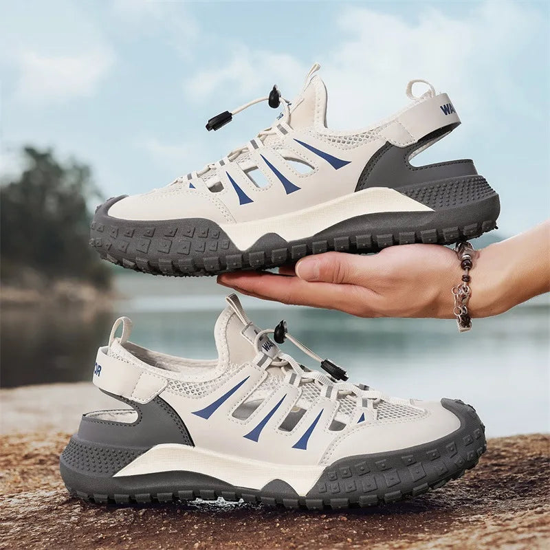 Sandalias casuales para hombre 2026 Nuevo verano de malla transpirable hueco hacia fuera slip en sandalias de moda Flip Flops cruz borde al por mayor