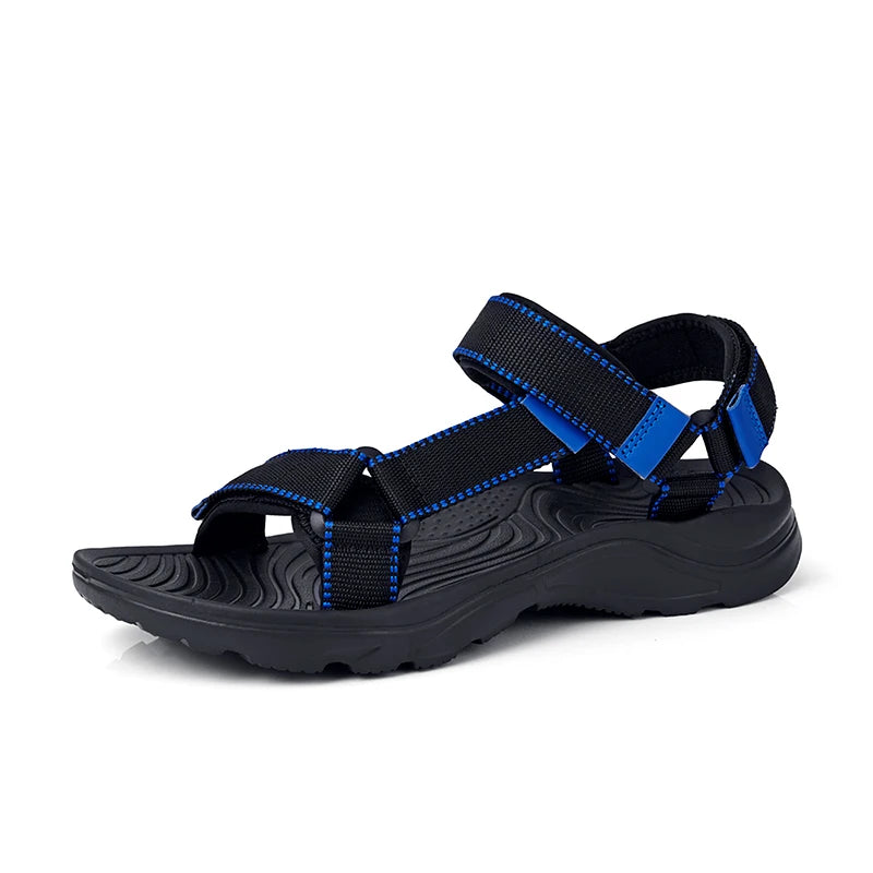 Sandalias de alta calidad Hombres Sandalias de playa Comfort Zapatos casuales Ligeros Verano de gran tamaño Sandalias para hombres Sandalias romanas cómodas