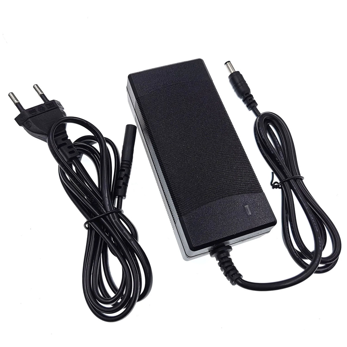 Cargador de Baterias 36V 2A