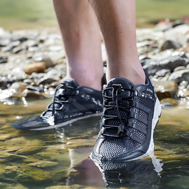 Nuevos zapatos de los hombres de malla transpirable Zapatos ligeros cómodos Hombres Zapatillas de deporte Modas Zapatos casuales Zapatos planos Zapatillas Hombre