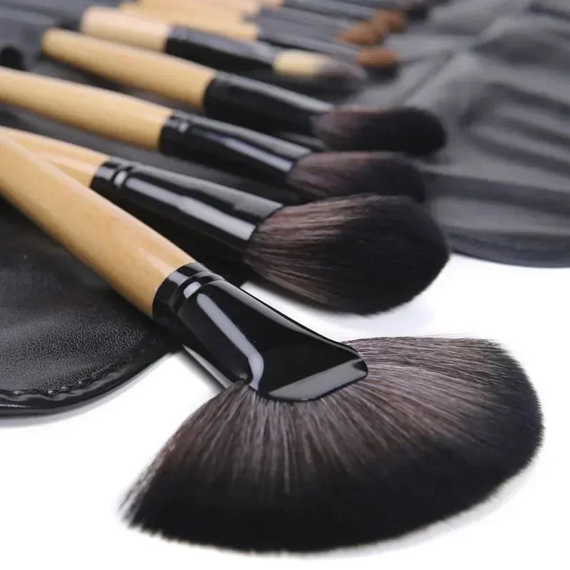 Kit de 24 Brochas de Maquillaje Profesionales para Base, Sombras y Polvo con Estuche