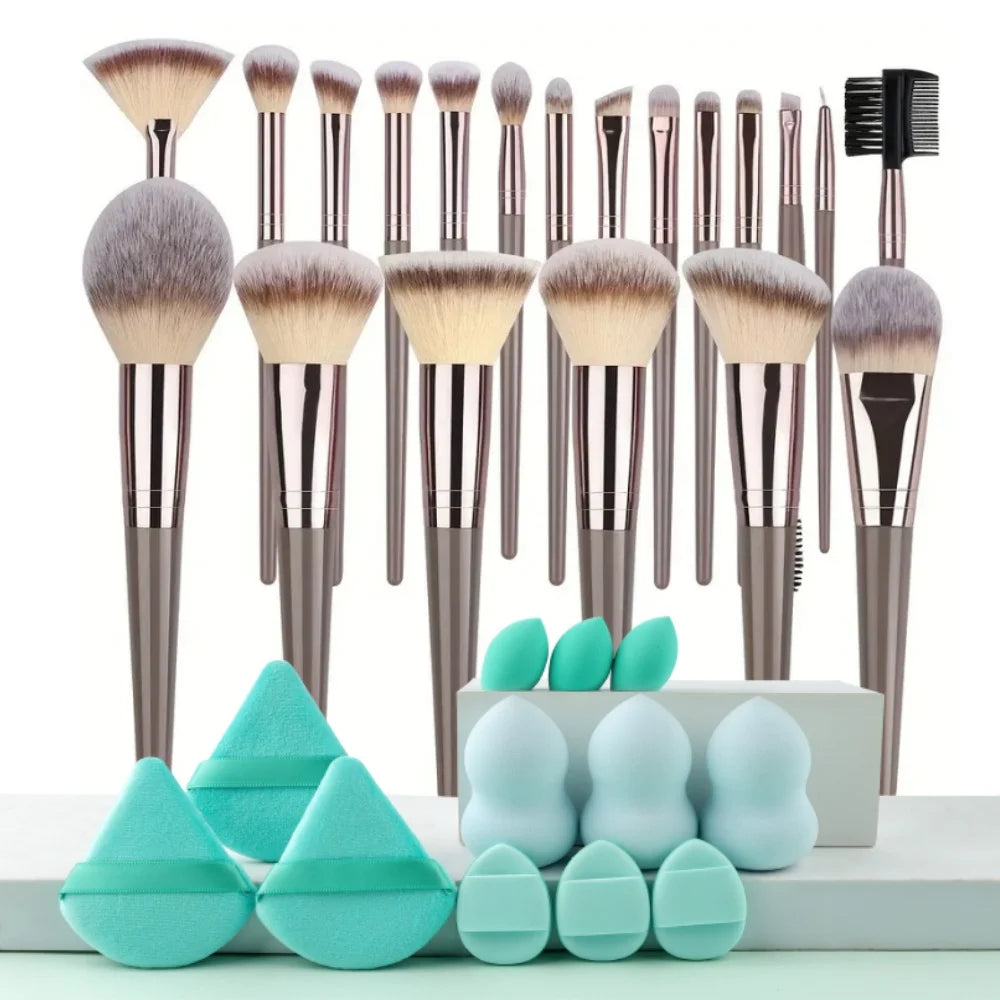Kit de Brochas de Maquillaje Suaves de 3 a 20 Piezas para Rostro y Ojos con Brocha Kabuki
