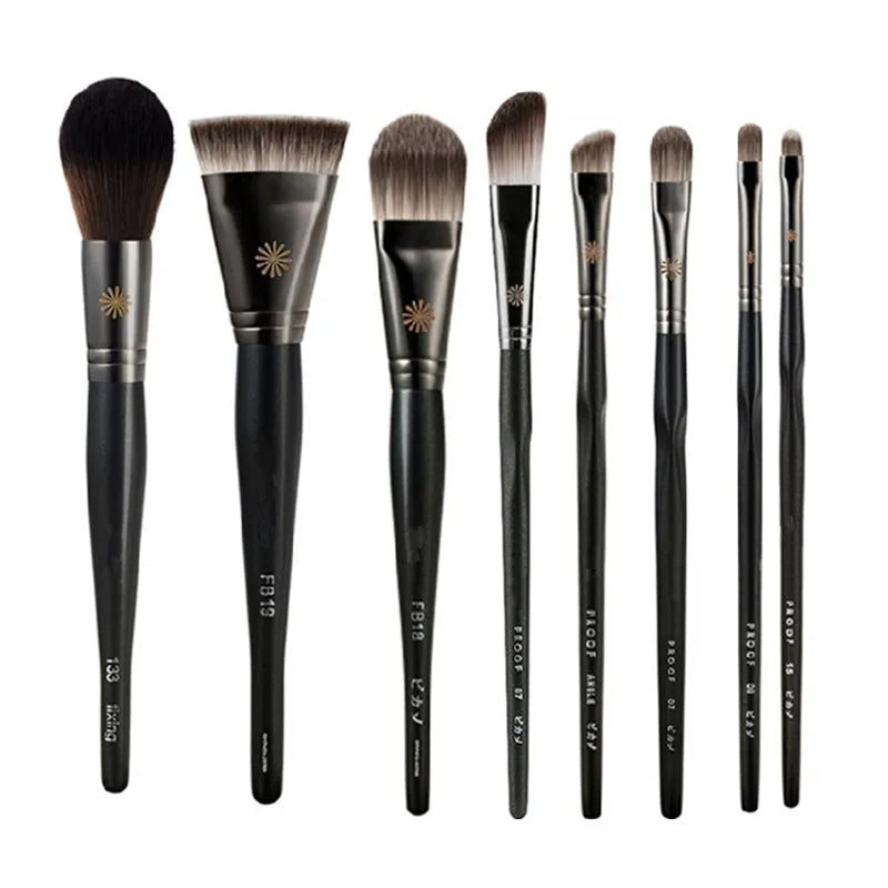 Brocha de Maquillaje Profesional Serie P para Polvo, Base y Ojos (1 Pz)