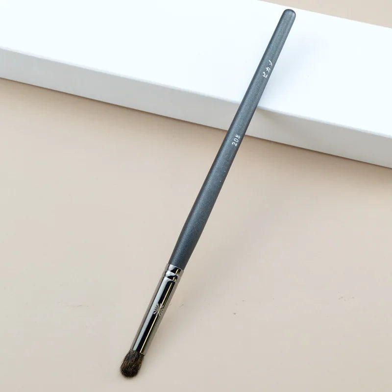 Brocha de Maquillaje Profesional Serie P para Polvo, Base y Ojos (1 Pz)