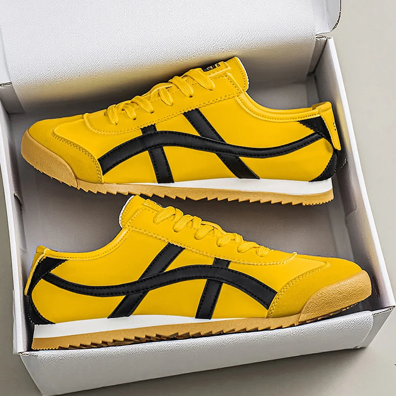 Zapatillas de deporte casuales de rayas de moda y versátiles para hombres, convenientes para salidas diarias y ropa de senderismo al aire libre