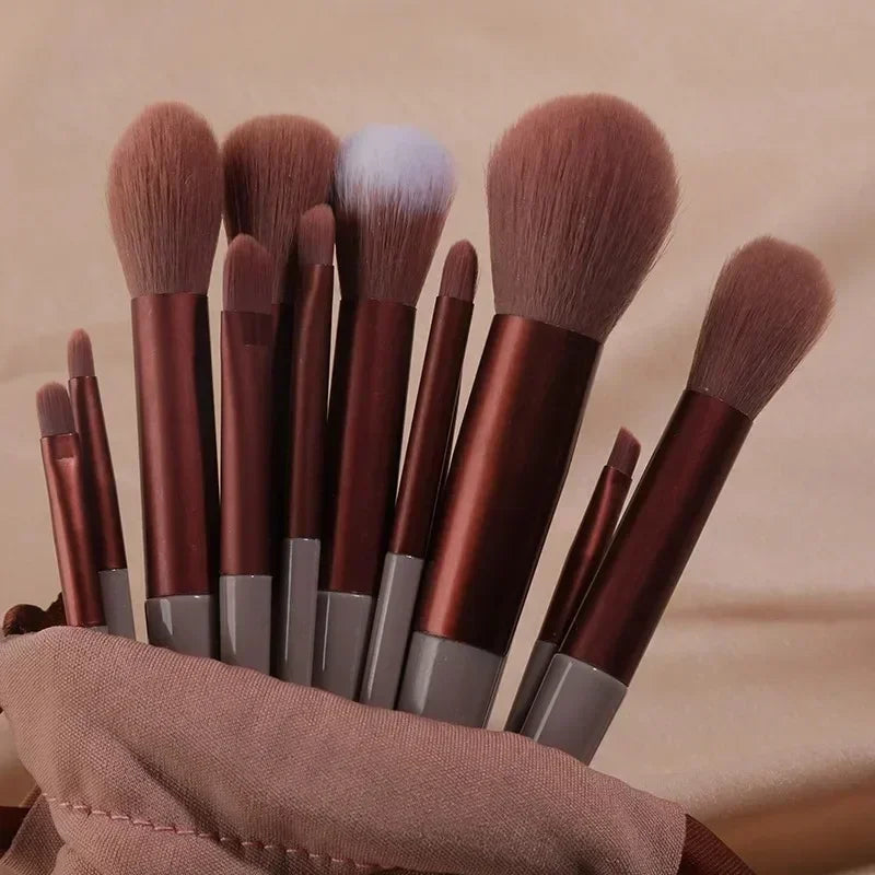 Kit de Brochas de Maquillaje Profesionales para Sombras, Delineador y Base (3 a 22 Pzas)