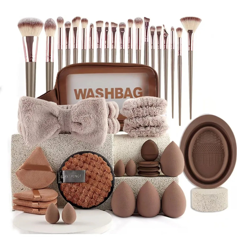 Set de Brochas Profesionales con Diadema y Muñequeras de Spa para Skincare y Maquillaje (20 a 40 Piezas)